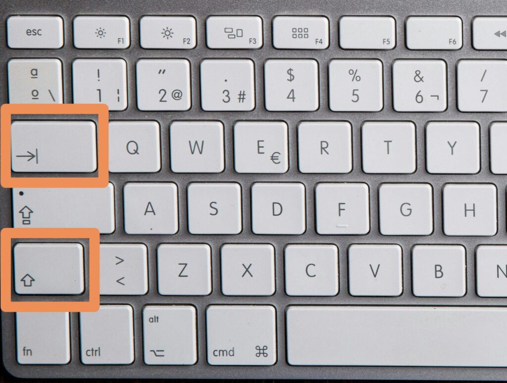 Tastatur mit markierter Tab- und Umschalttaste